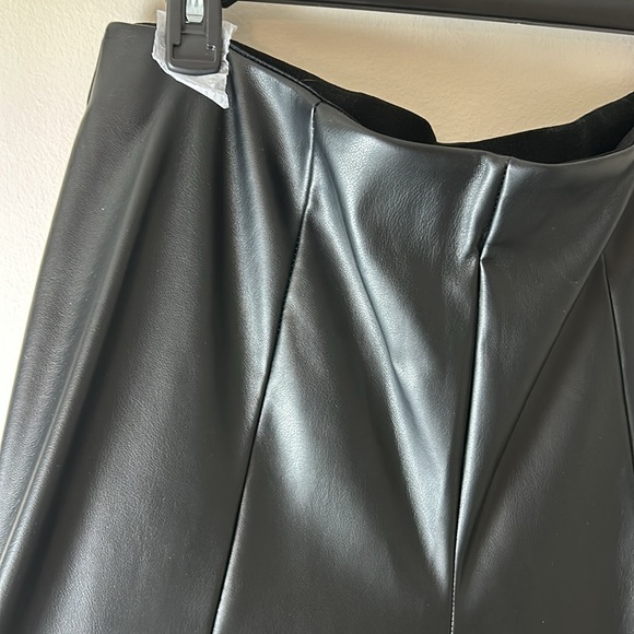 Juniors' SO® High-Rise Flare Faux-Leather Pants Black Size XL - Picture 3 of 6